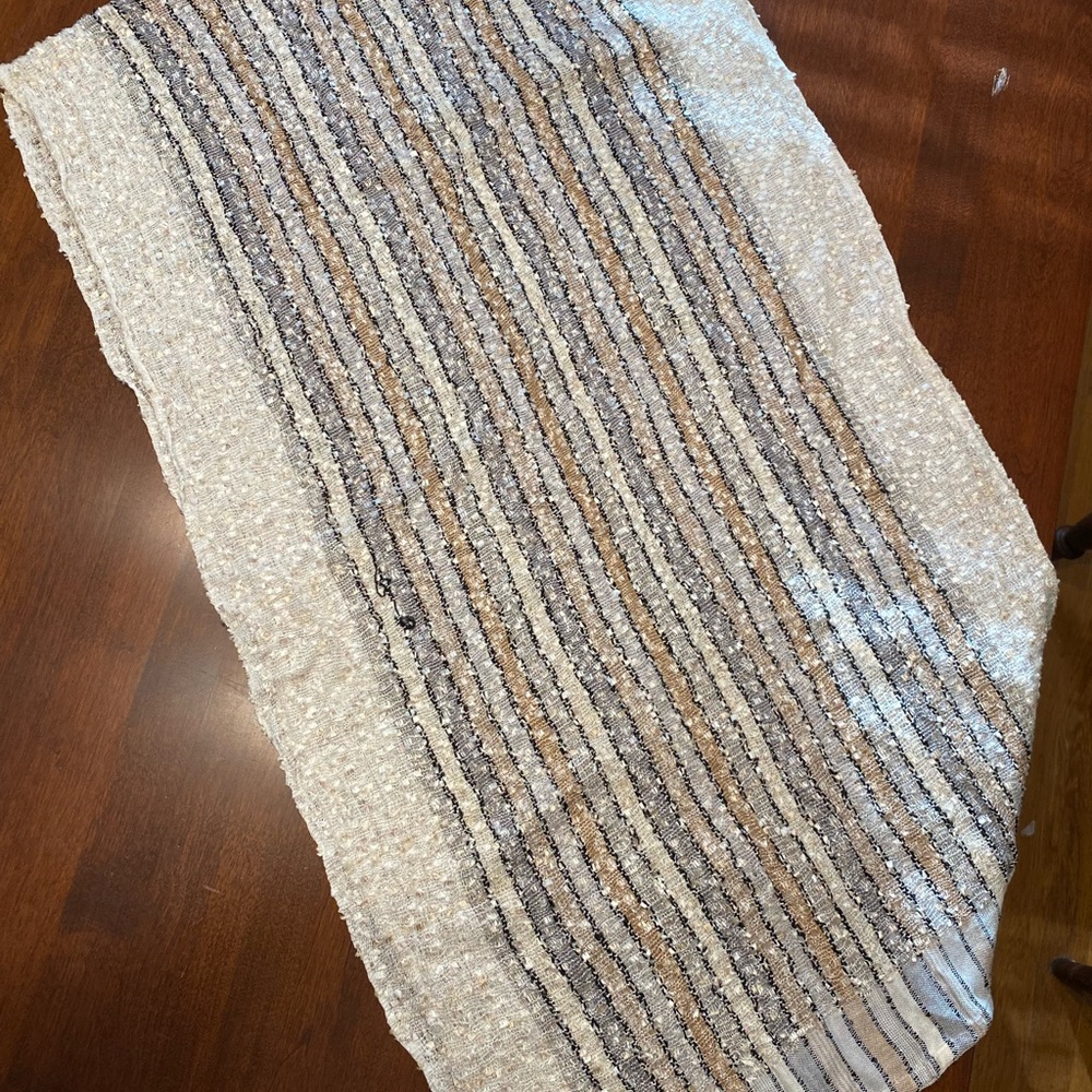 Metallic Color Scarf - Picture 2 of 7